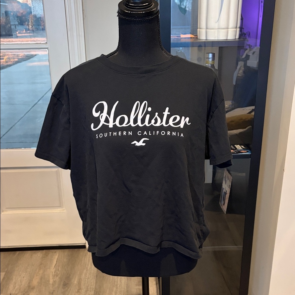 Women’s Hollister Black Tee